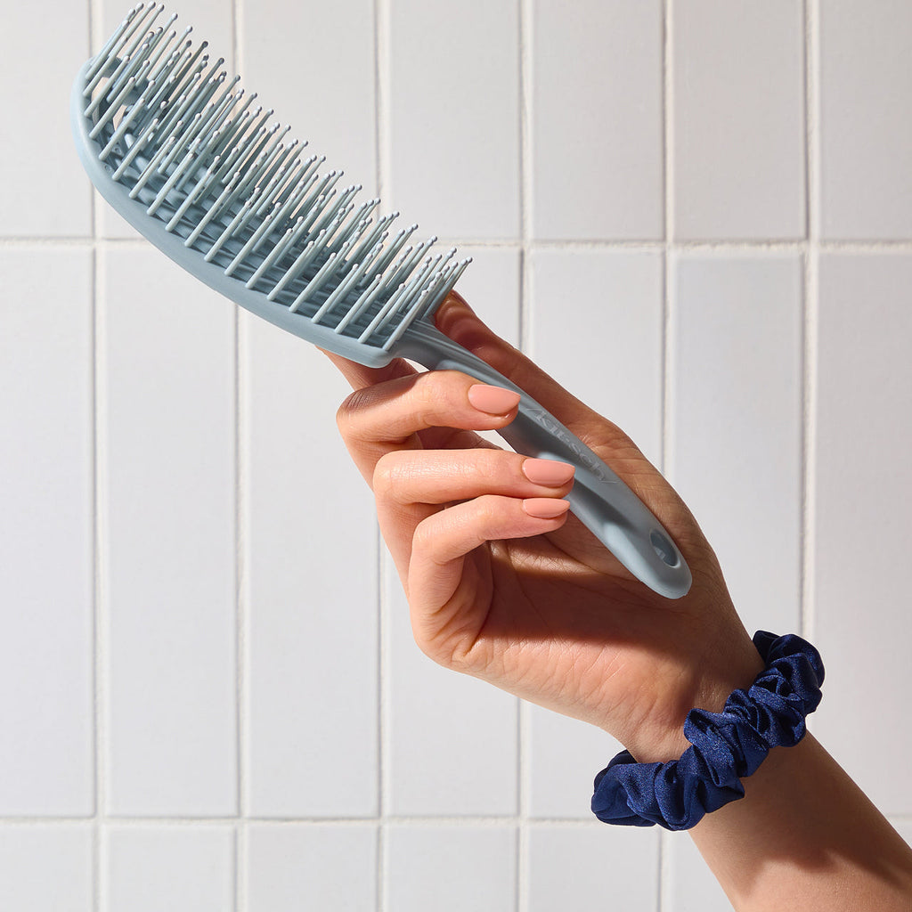 Haze Blue Detangling Flexi Brush